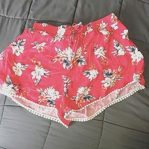Hollister rayon shorts size M